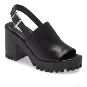 Steve Madden Sunnyside Block heels Size 9